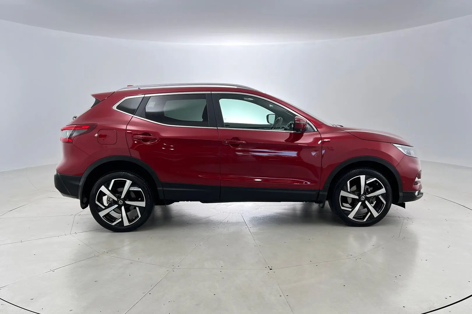 2019 Nissan Qashqai Gallery Image 5