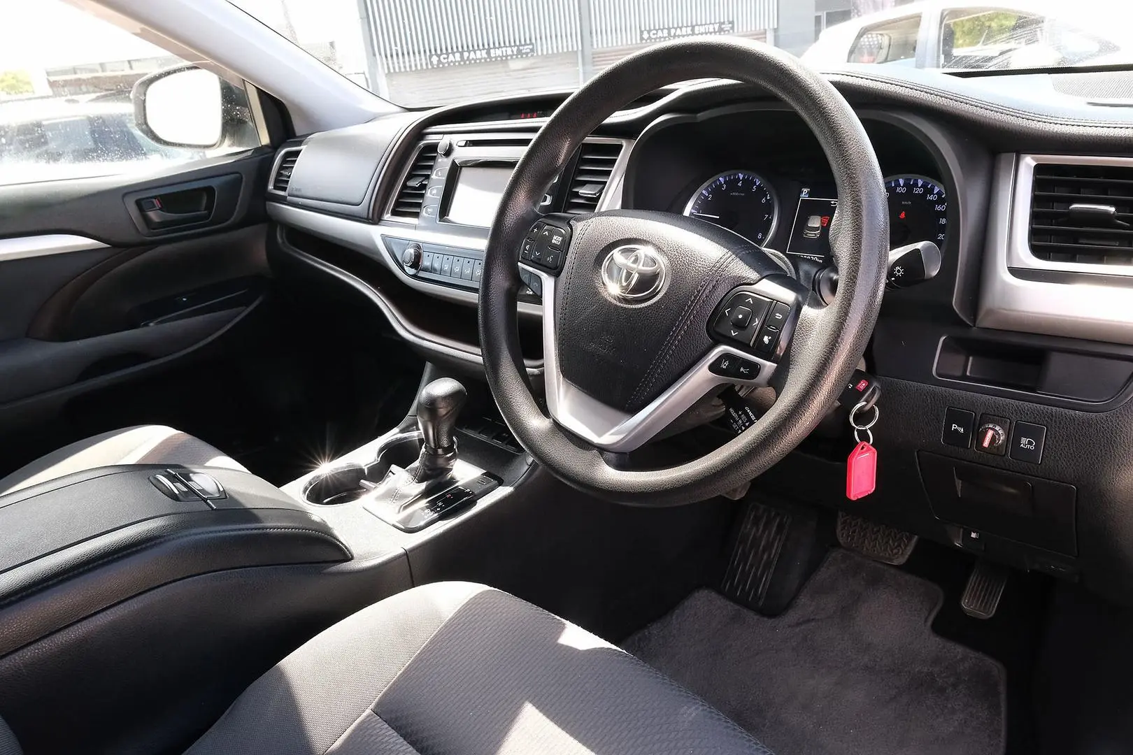 2018 Toyota Kluger Gallery Image 7