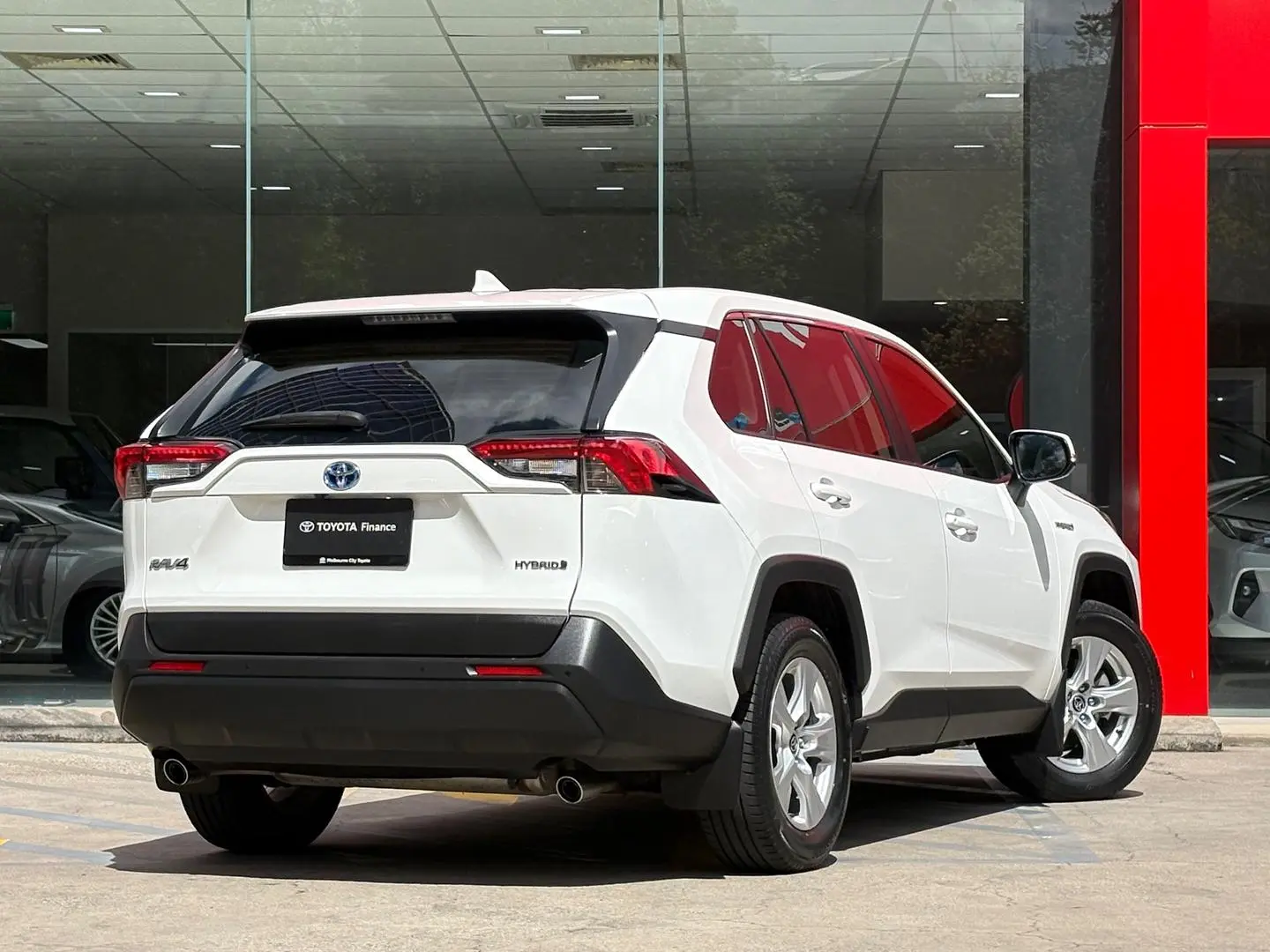 2021 Toyota RAV4 Gallery Image 9