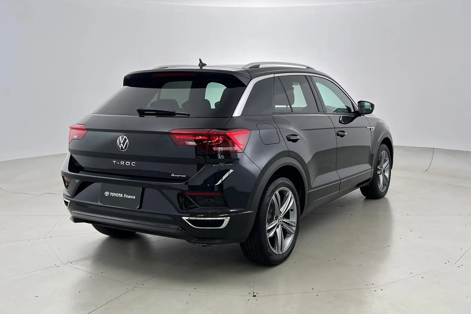 2021 Volkswagen T-Roc Gallery Image 5