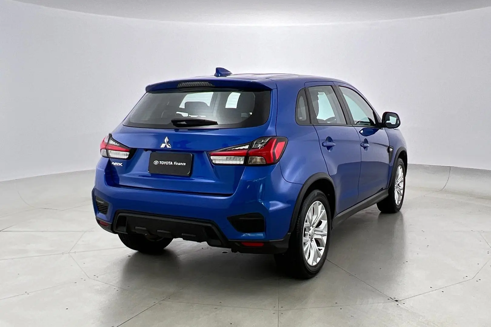 2019 Mitsubishi Asx Gallery Image 3