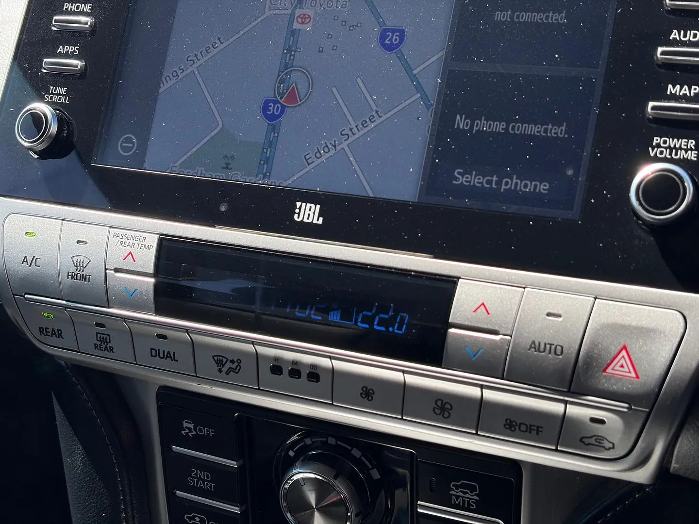 2022 Toyota Landcruiser Prado Gallery Image 18