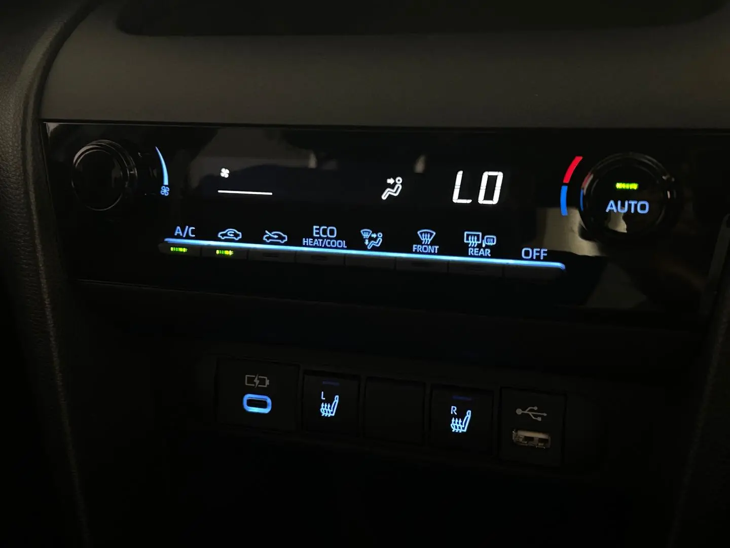 2023 Toyota Yaris Cross Gallery Image 17