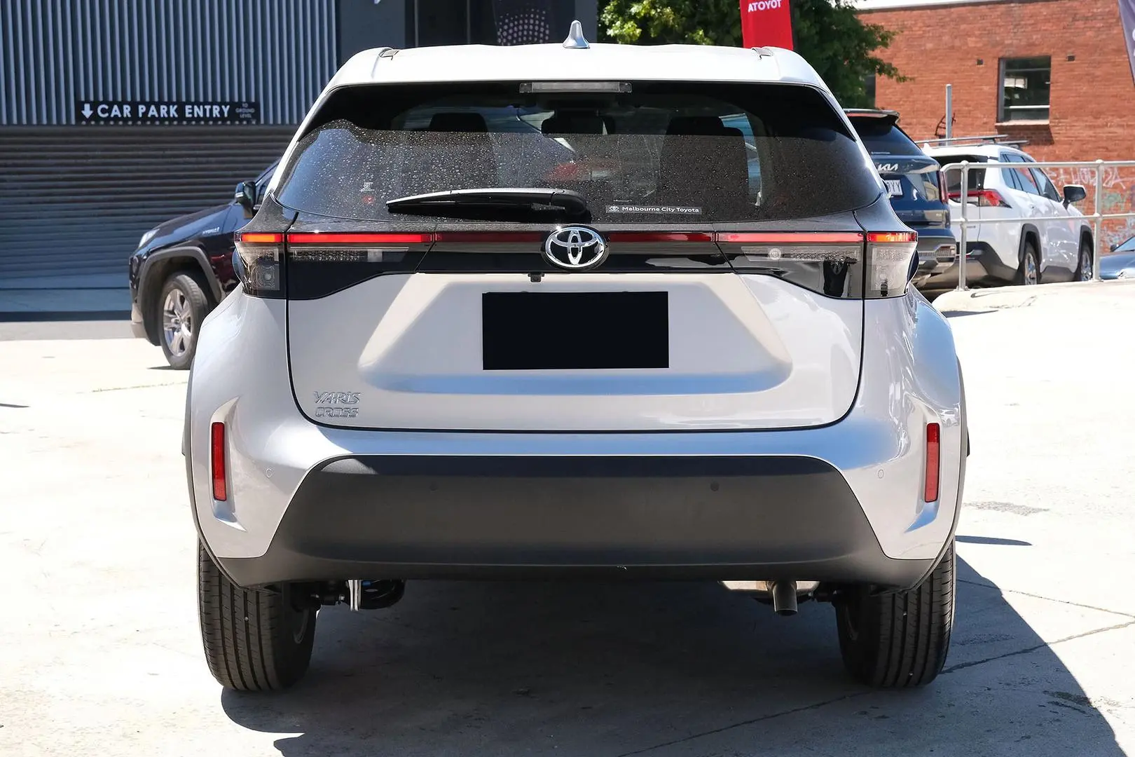 2023 Toyota Yaris Cross Gallery Image 4