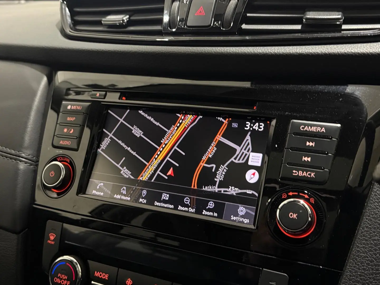 2021 Nissan X-TRAIL Gallery Image 17