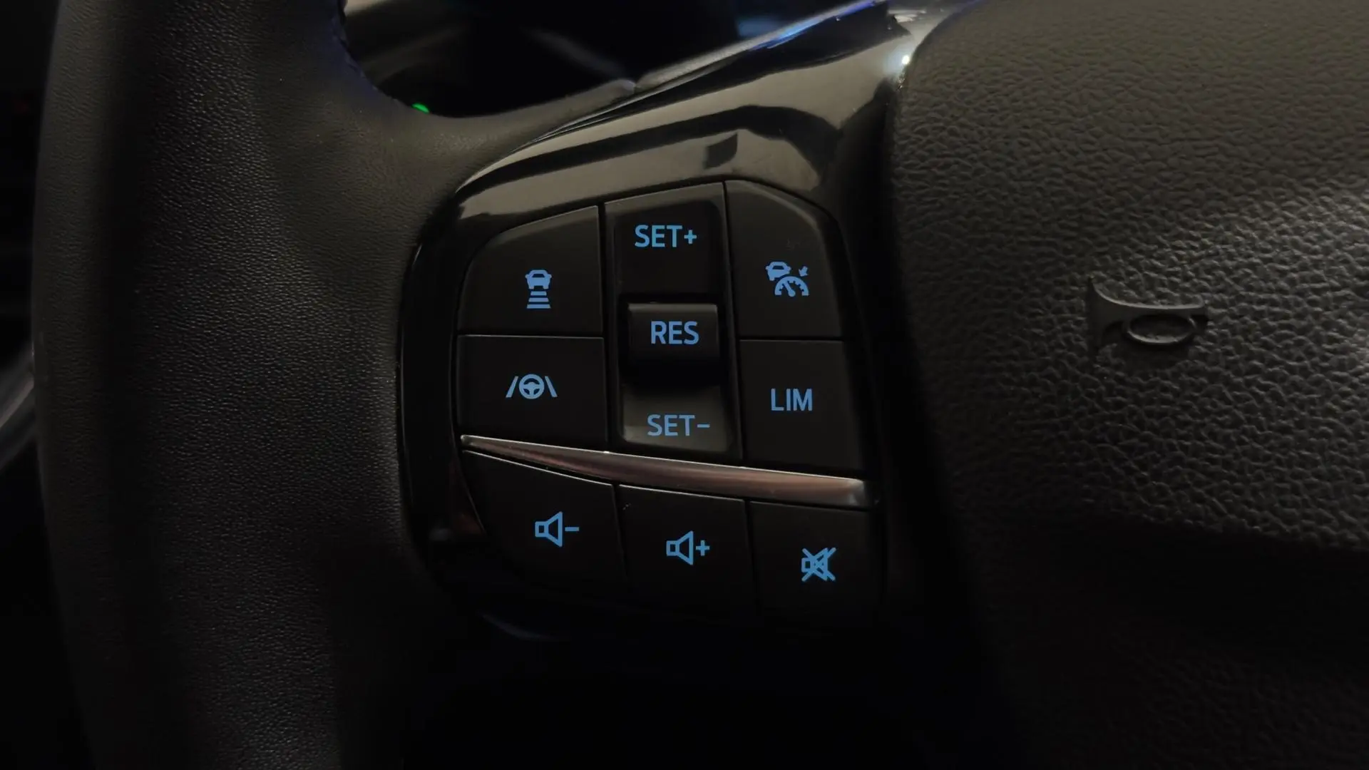 2021 Ford Escape Gallery Image 19