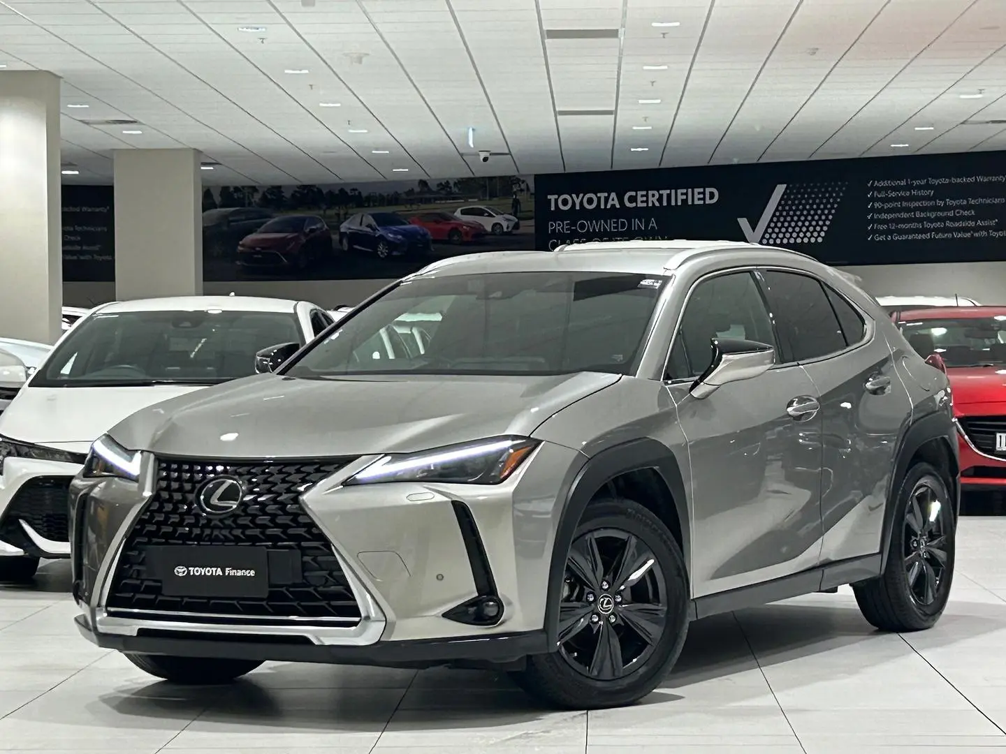 2023 Lexus UX Gallery Image 5