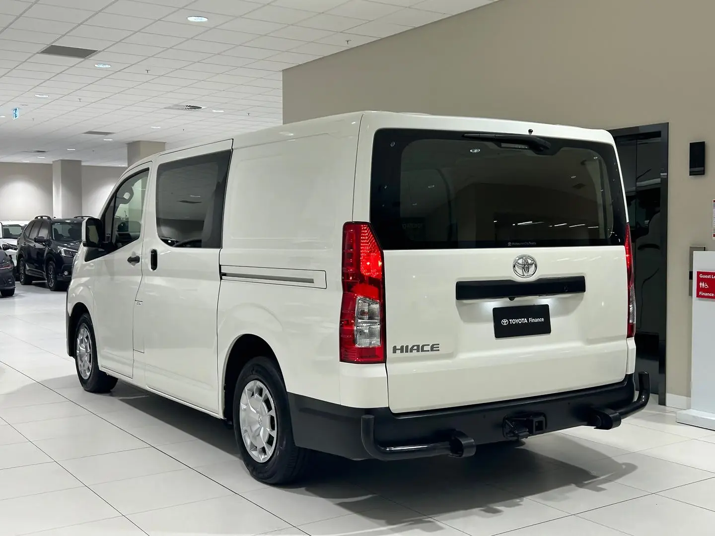 2021 Toyota Hiace Gallery Image 8