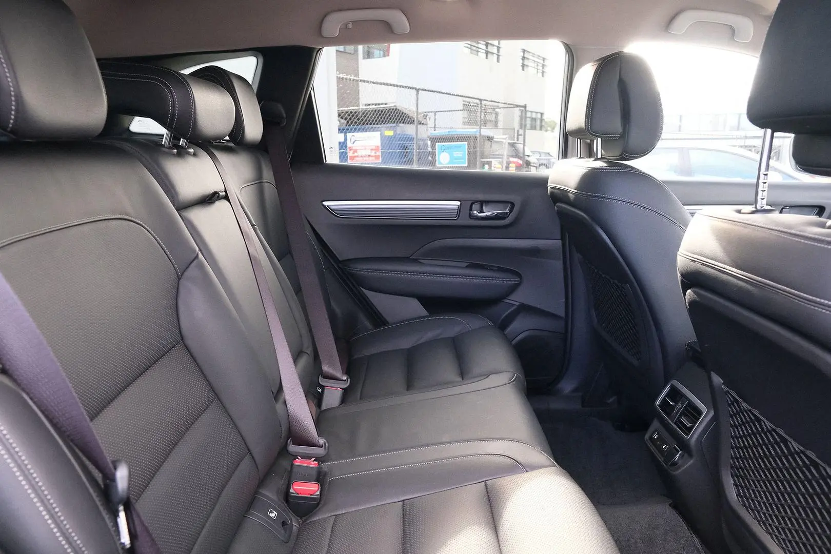 2023 Renault Koleos Gallery Image 10