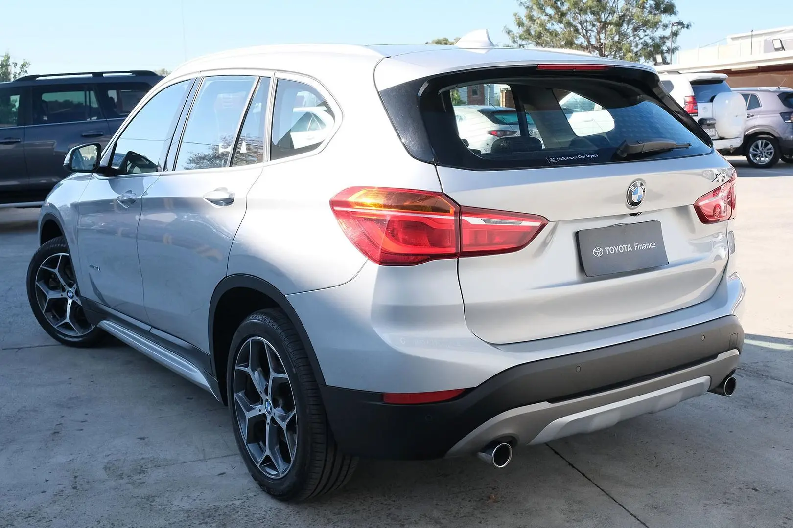 2015 BMW X1 Gallery Image 2