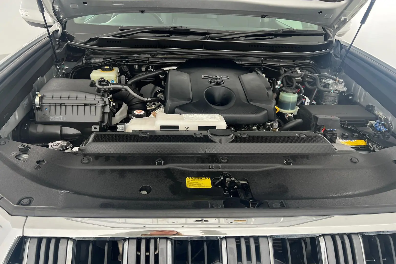 2021 Toyota Landcruiser Prado Gallery Image 17