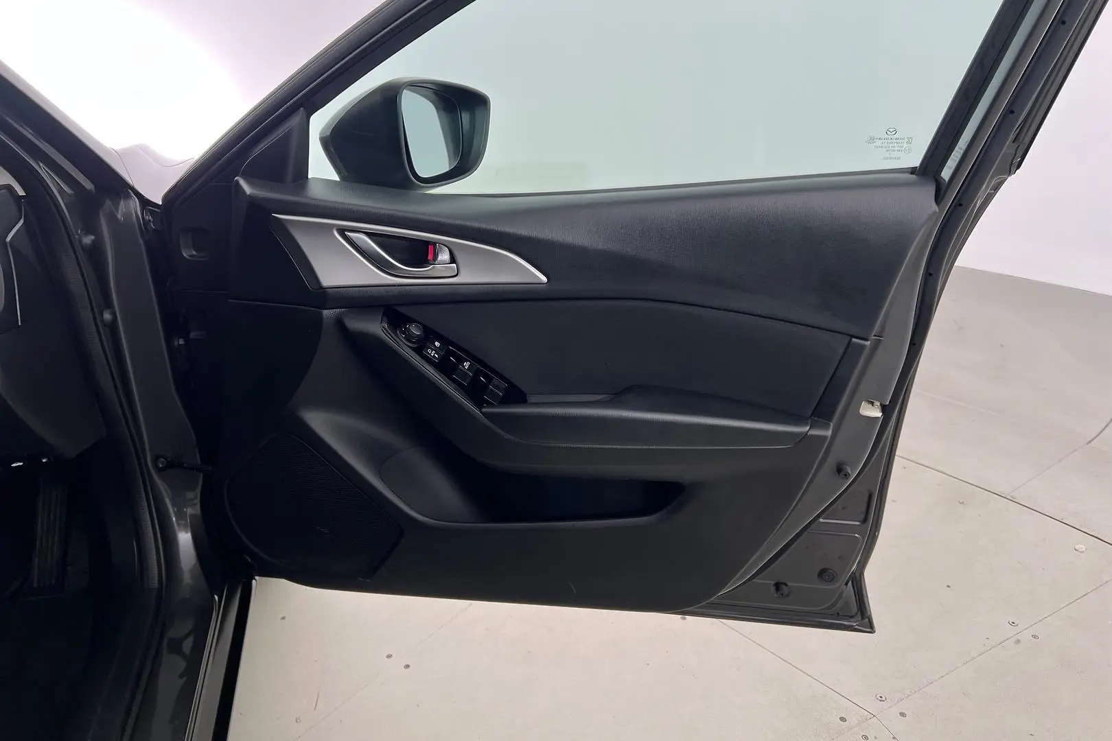 2017 Mazda 3 Gallery Image 13