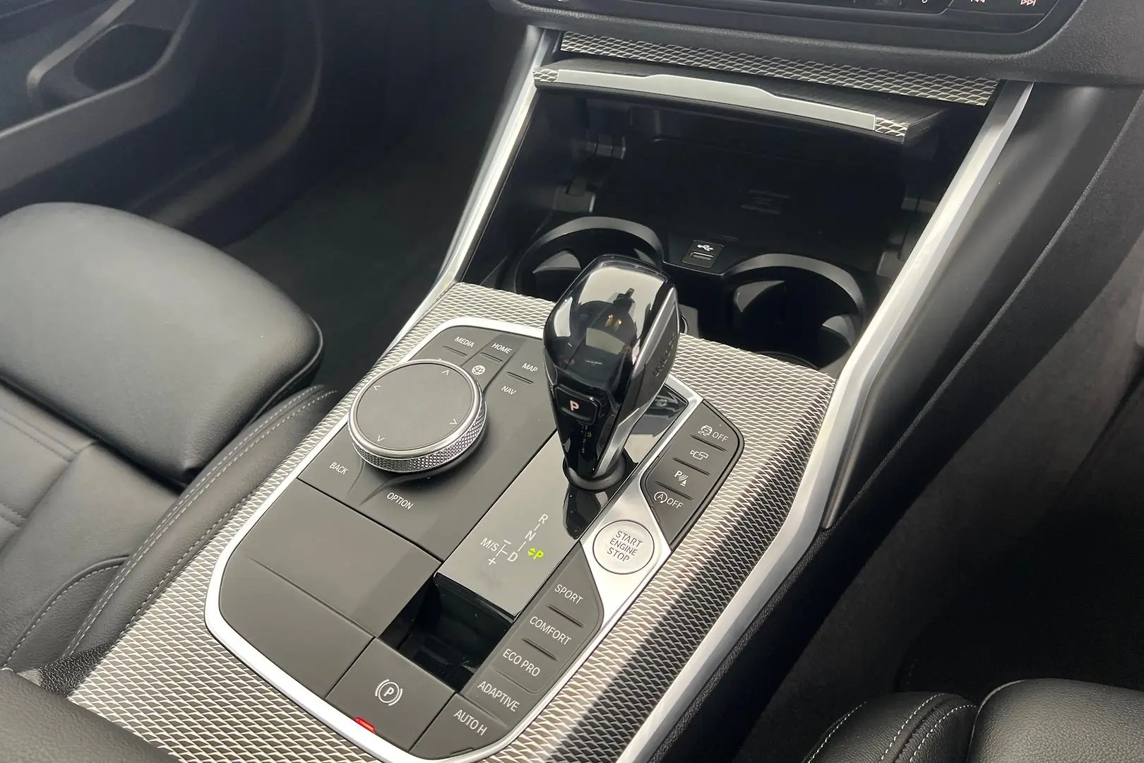 2019 BMW 3 Series Gallery Image 16