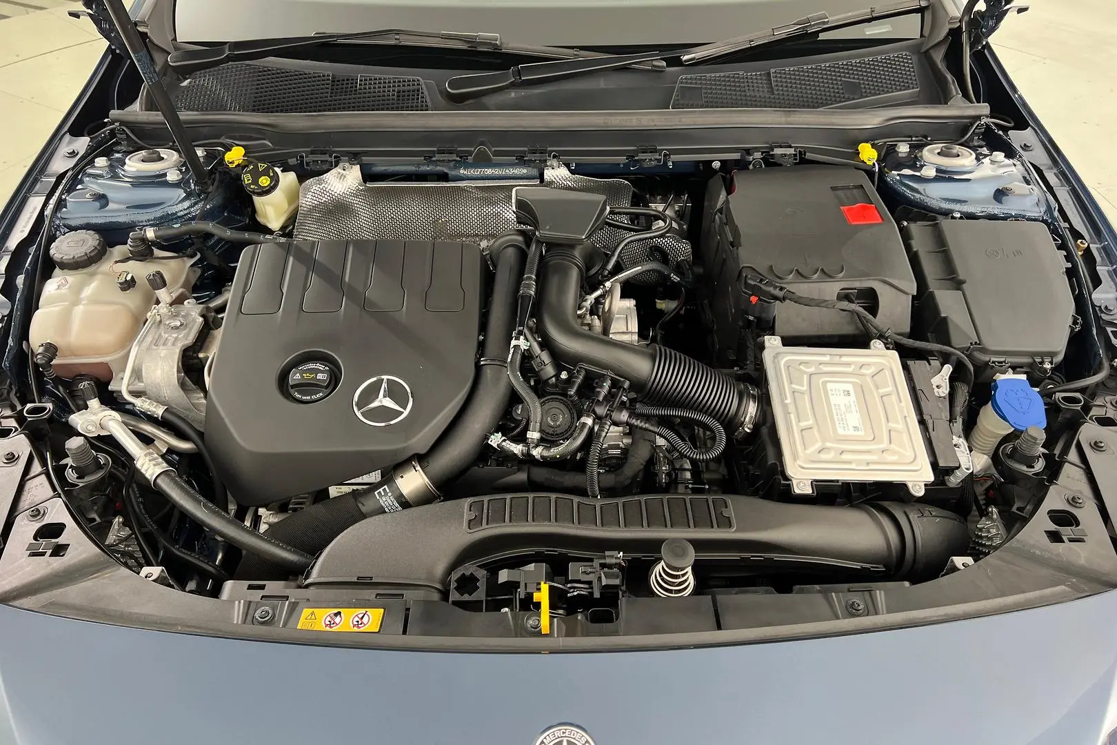 2022 Mercedes-Benz A-Class Gallery Image 16