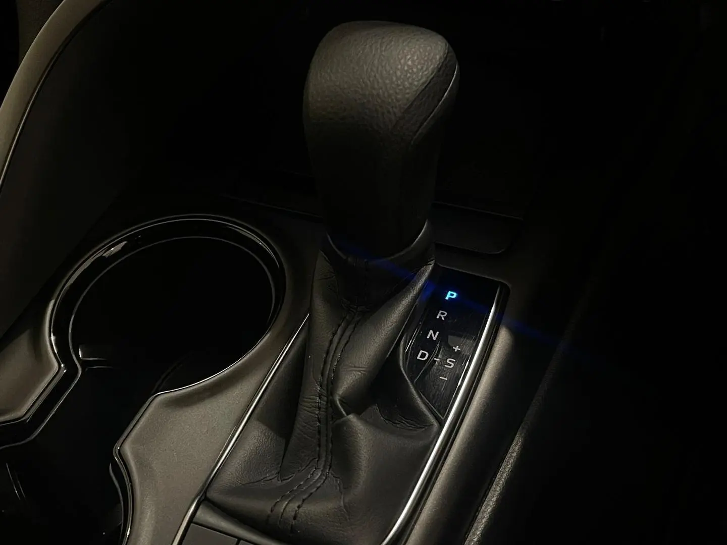 2024 Toyota Camry Gallery Image 18
