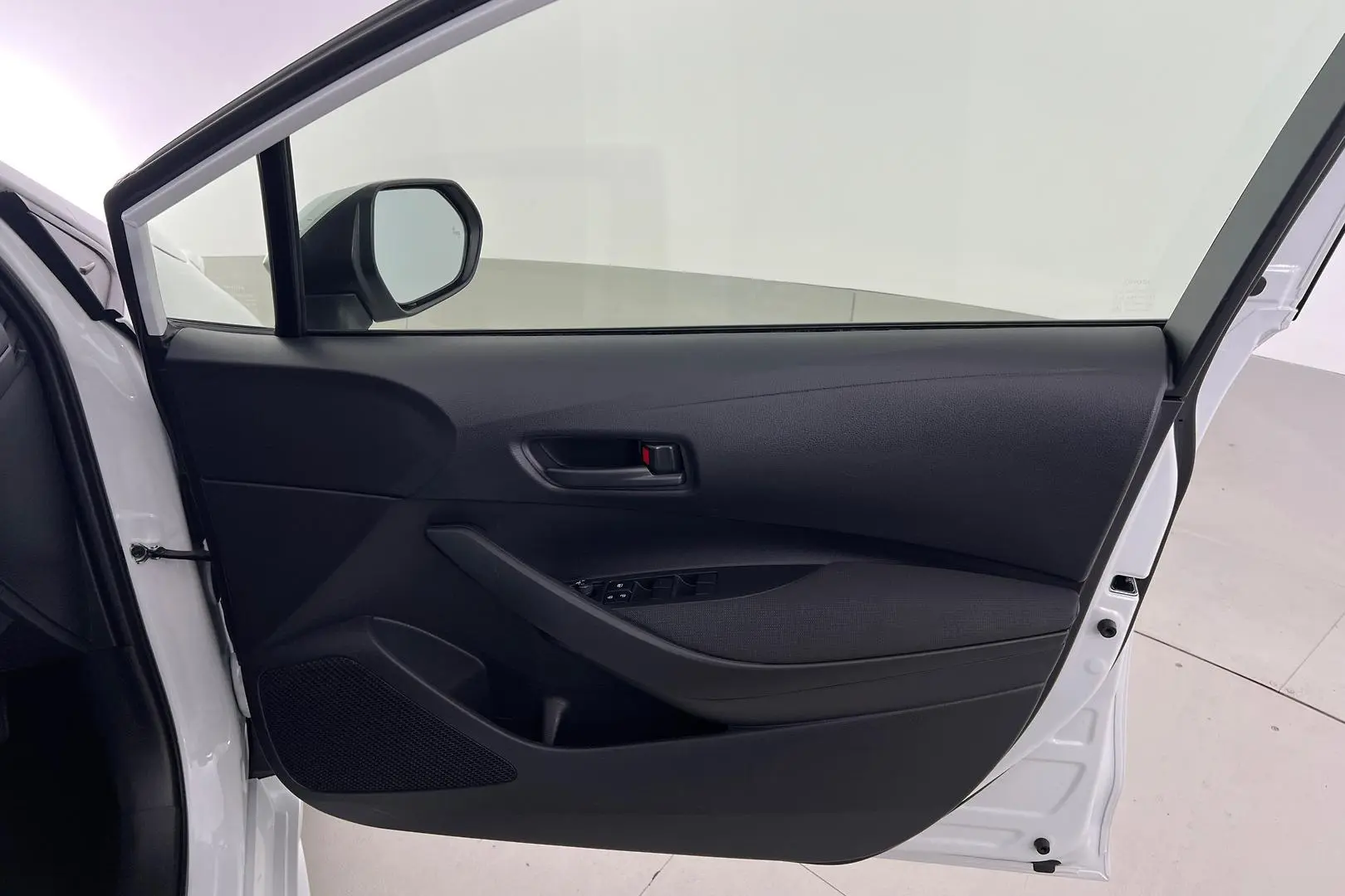 2024 Toyota Corolla Gallery Image 12