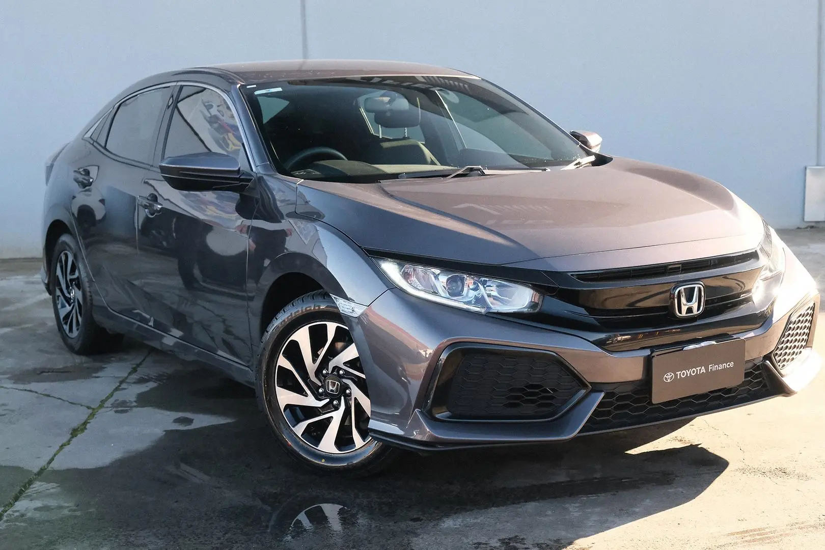 2019 Honda Civic Gallery Image 1