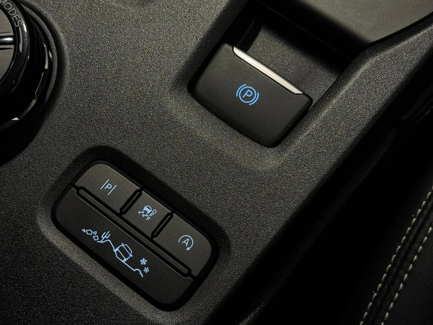 2024 Ford Everest Gallery Image 27