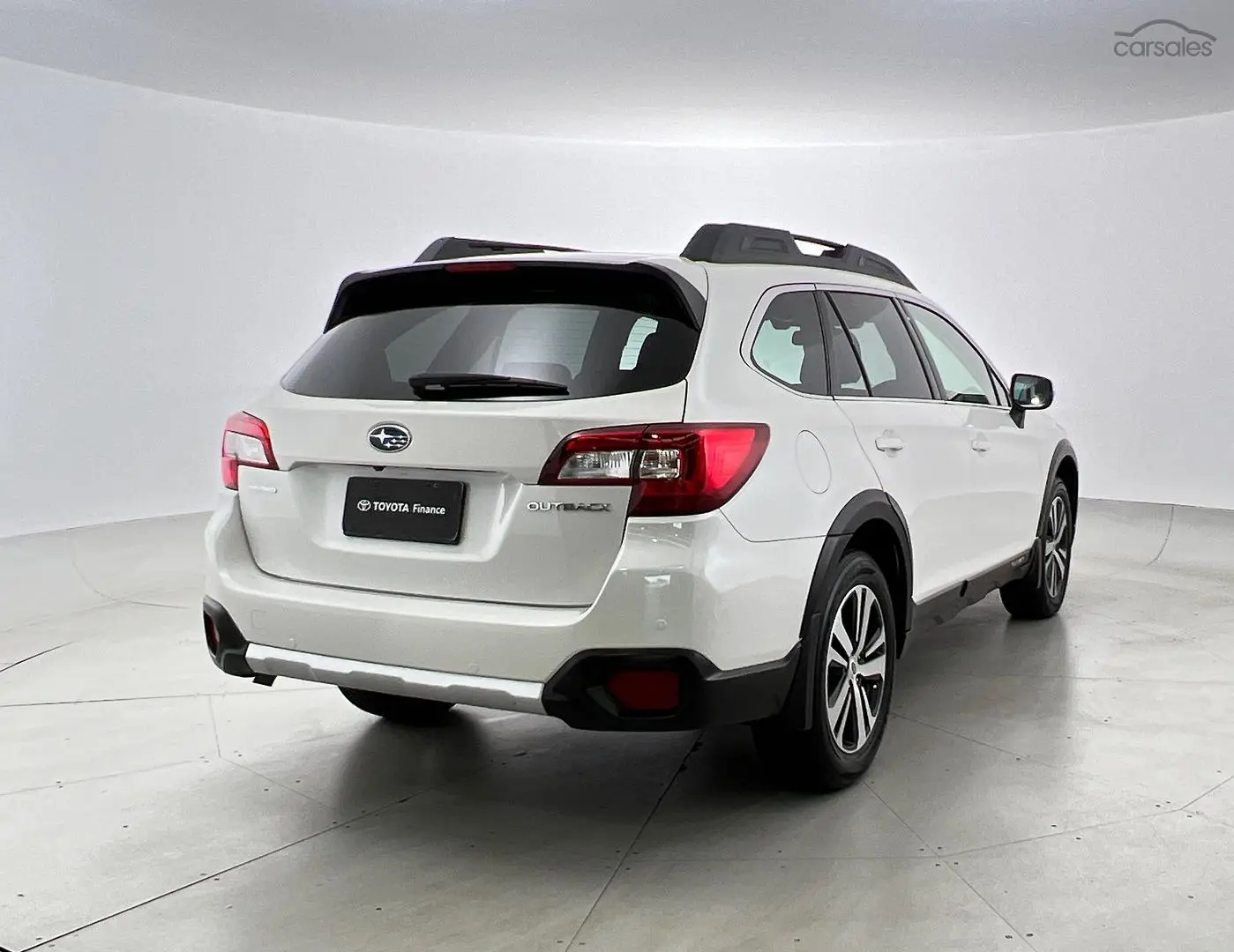 2018 Subaru Outback Image 3