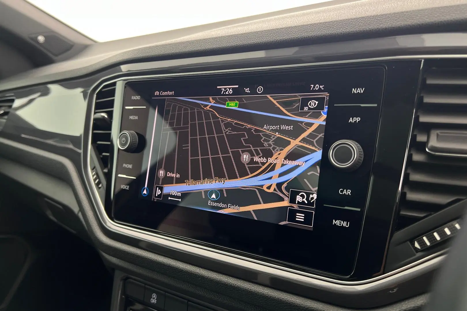 2021 Volkswagen T-Roc Gallery Image 15