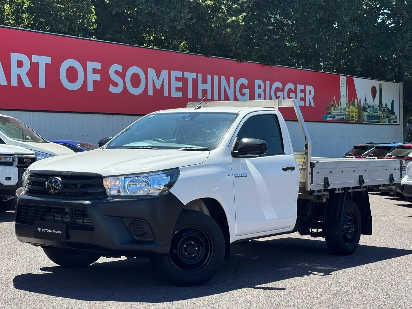 2020 Toyota Hilux Gallery Image 9