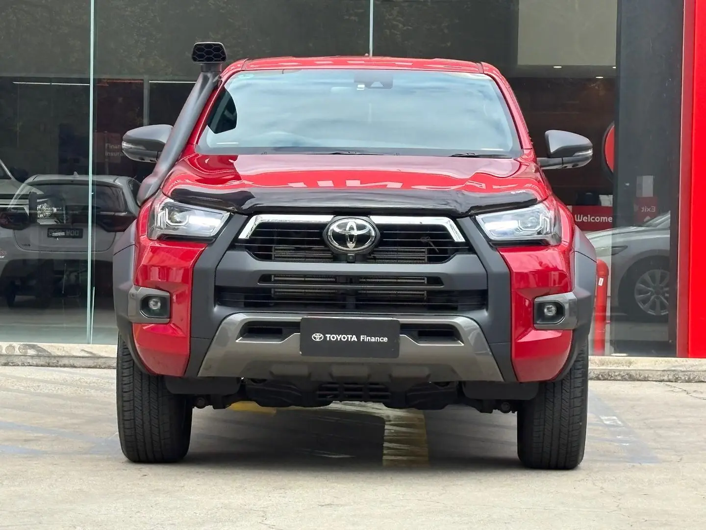 2023 Toyota Hilux Gallery Image 7