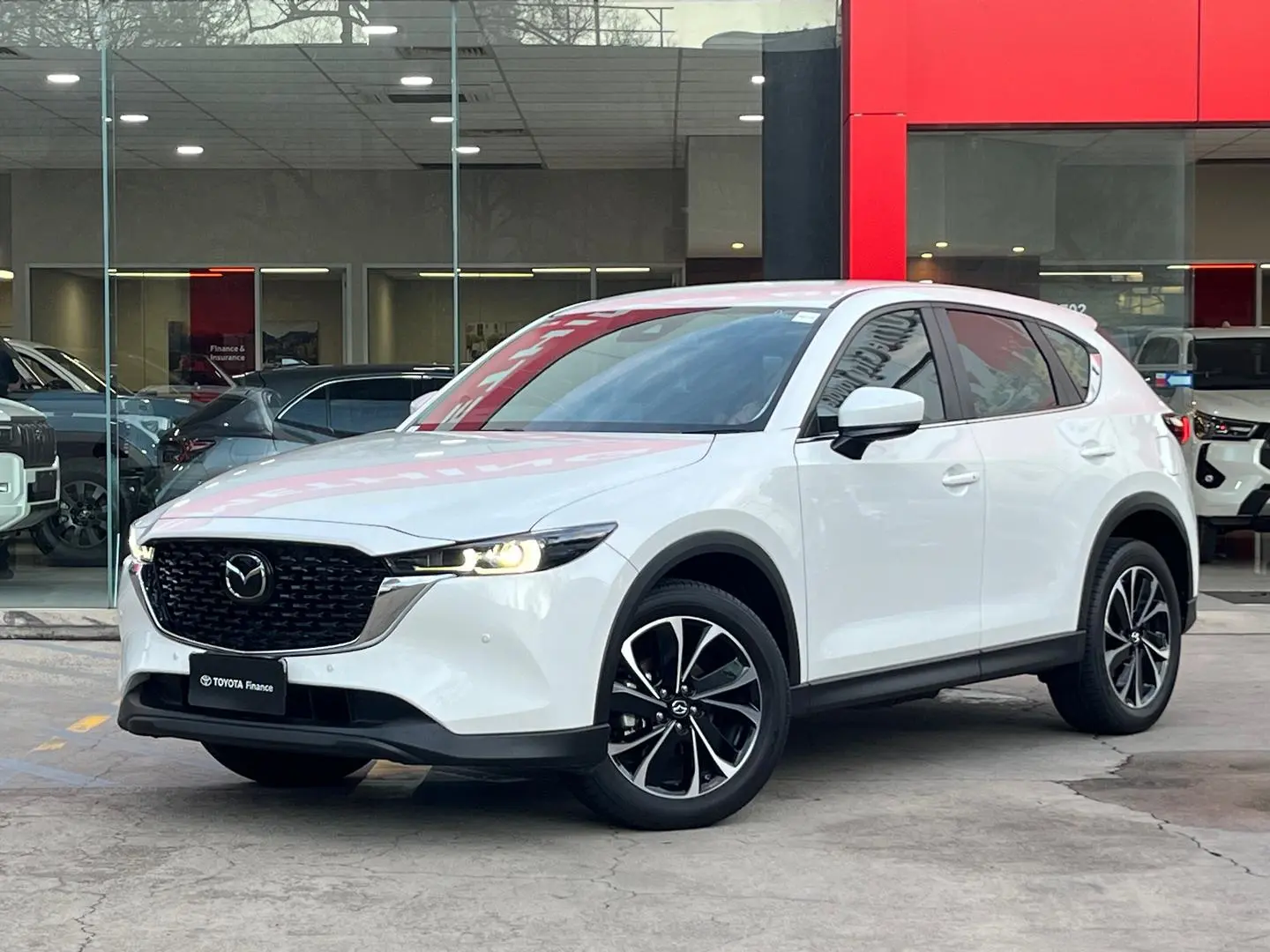 2024 Mazda CX-5 Gallery Image 4