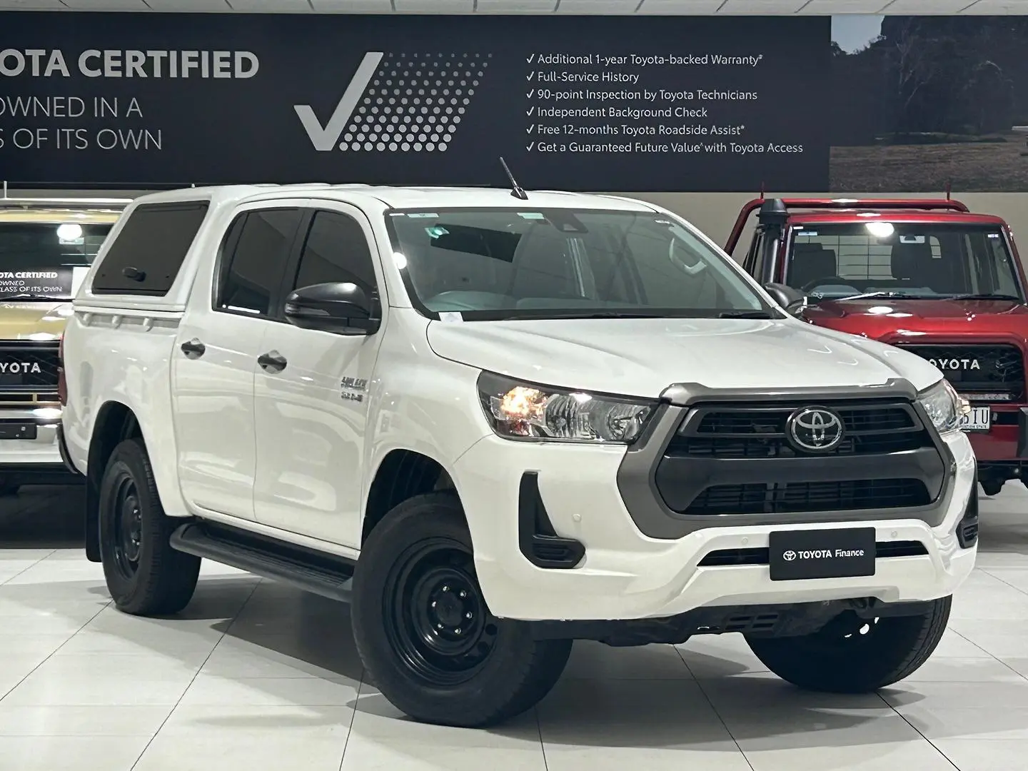 2021 Toyota Hilux Gallery Image 1