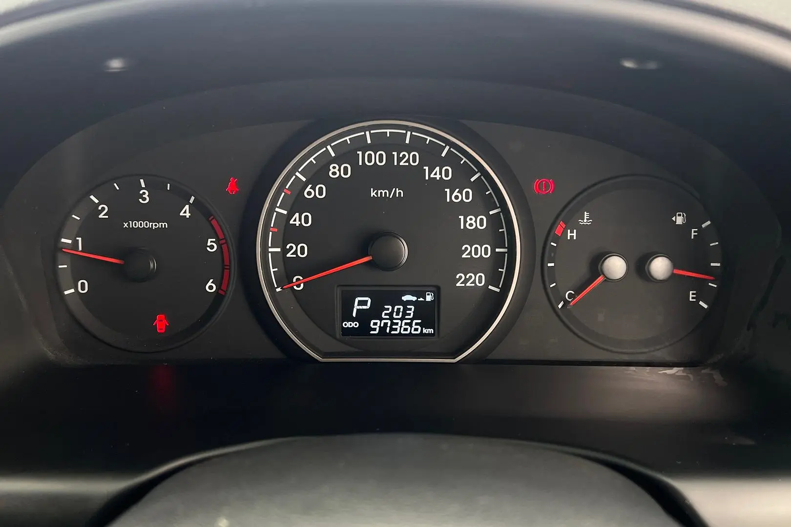 2021 Hyundai iLoad Gallery Image 19