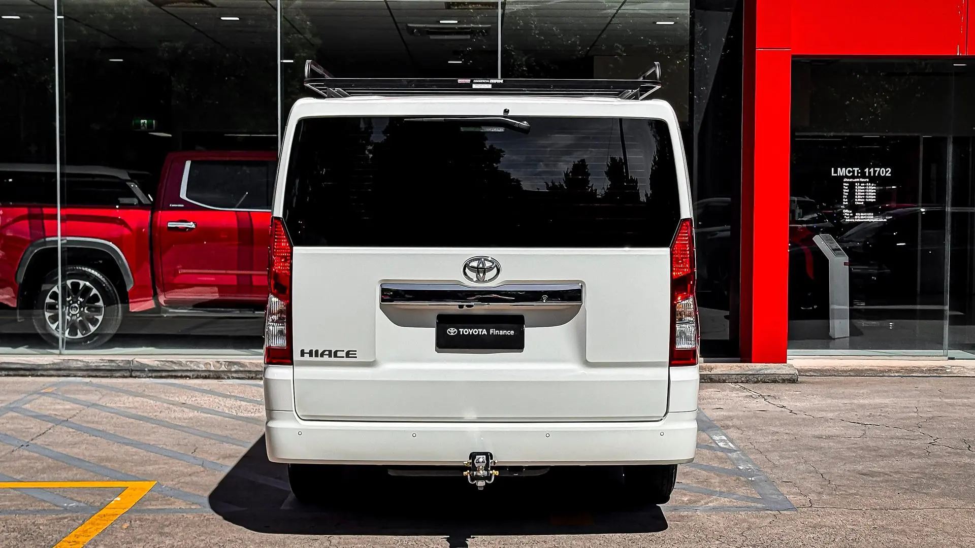 2023 Toyota Hiace Gallery Image 8