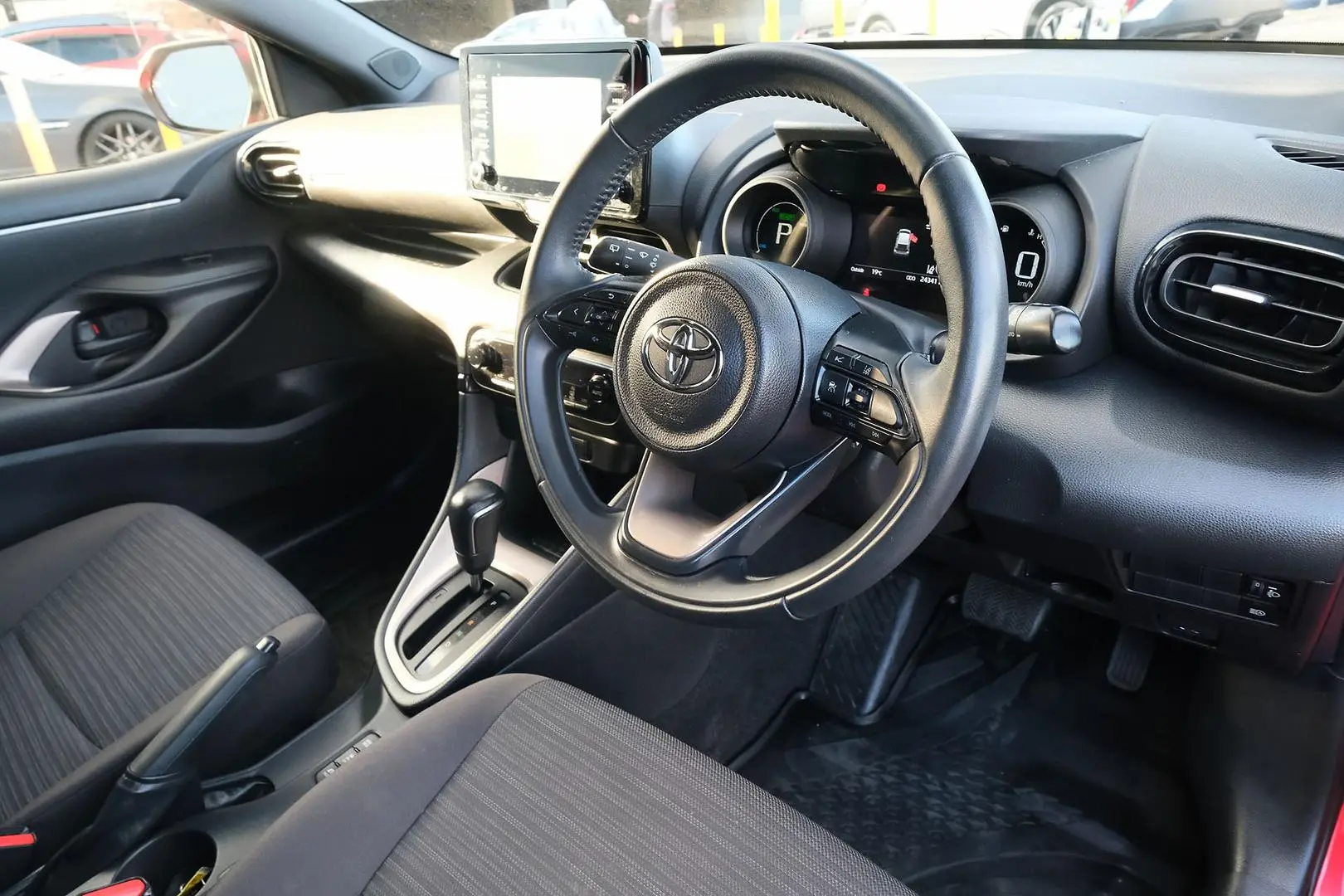 2022 Toyota Yaris Gallery Image 7