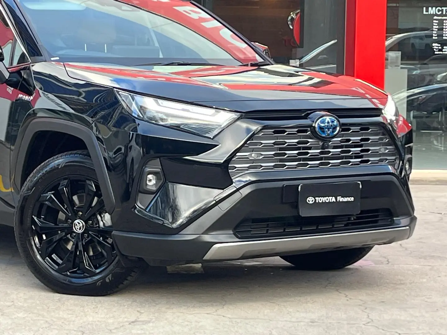 2024 Toyota RAV4 Gallery Image 2