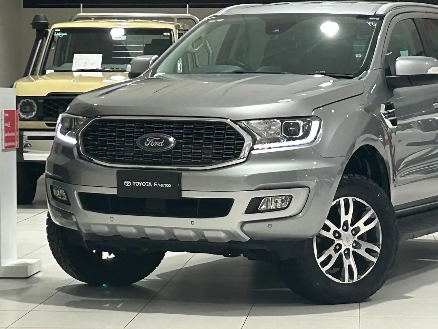 2021 Ford Everest Gallery Image 7