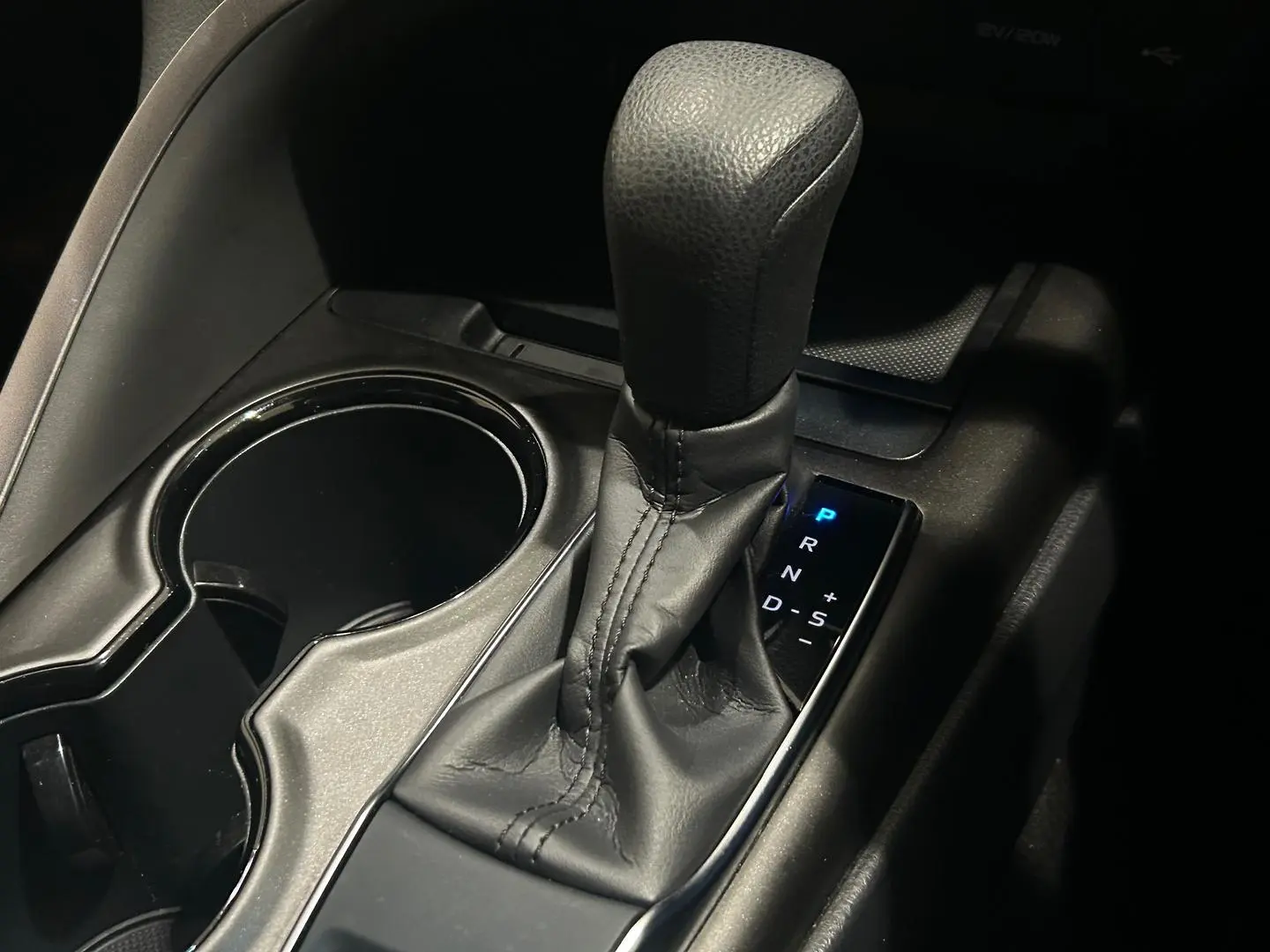 2024 Toyota Camry Gallery Image 17