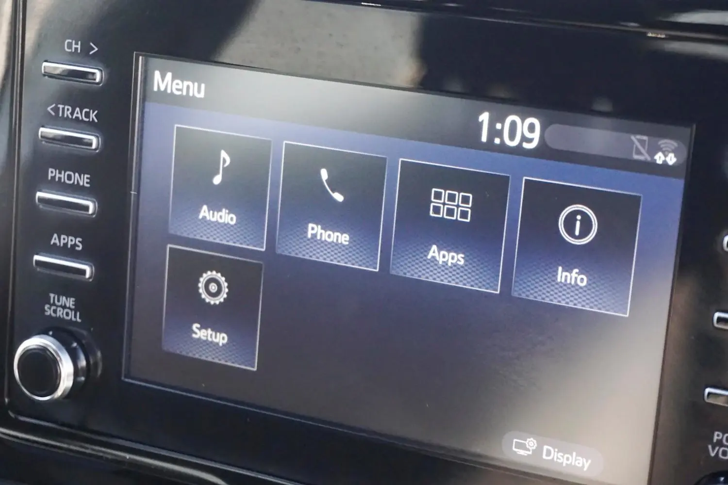 2023 Toyota Yaris Gallery Image 12