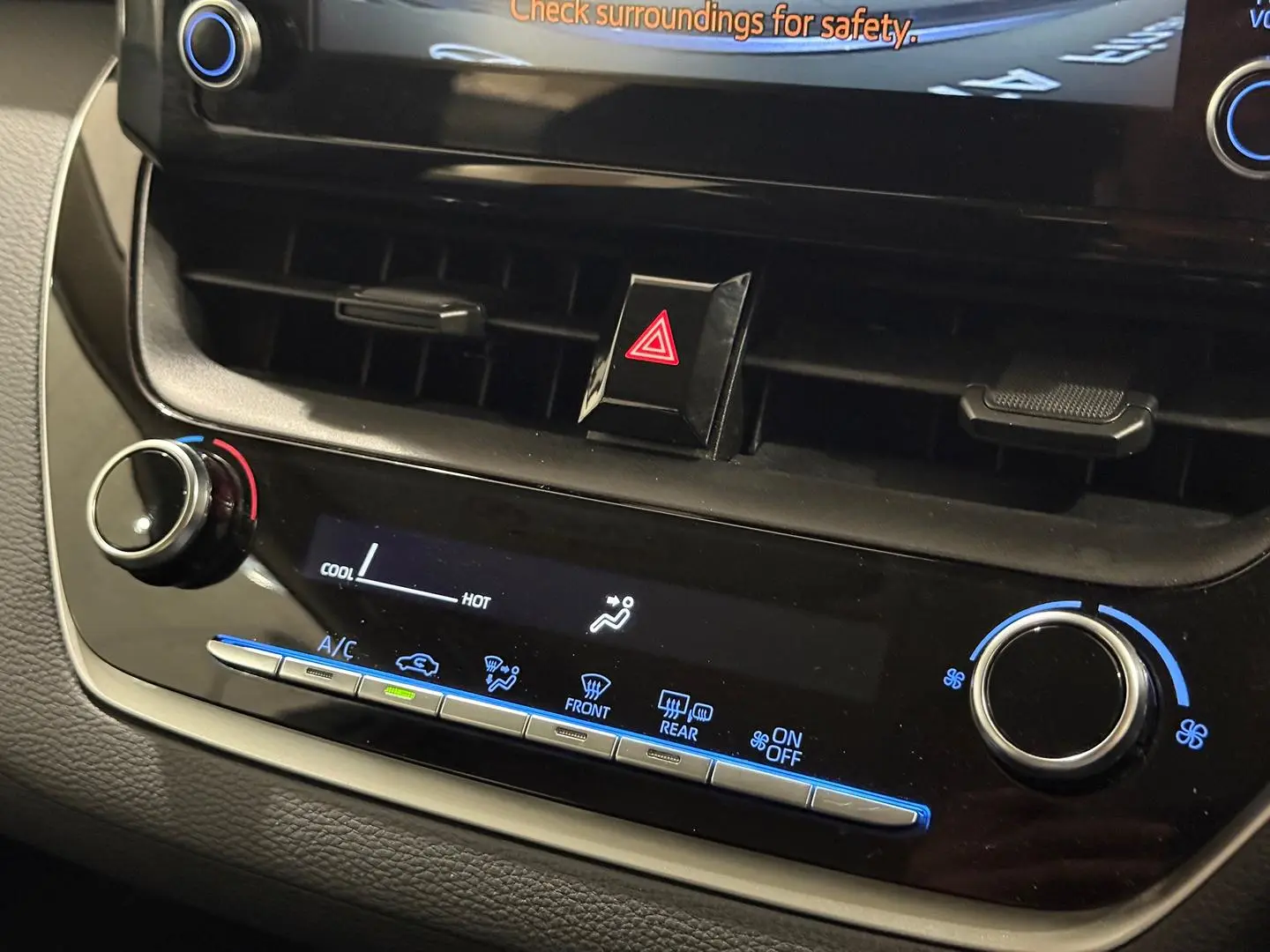 2021 Toyota Corolla Gallery Image 17