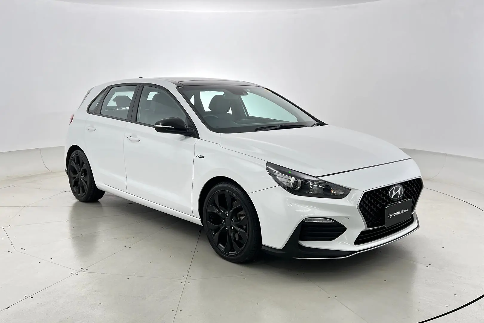 2019 Hyundai i30 Image 1