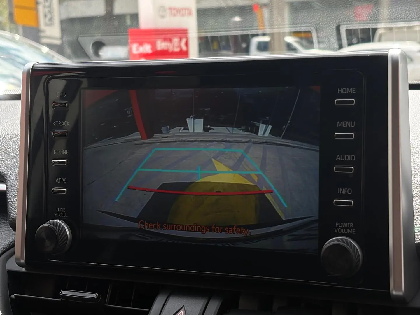 2021 Toyota RAV4 Gallery Image 14