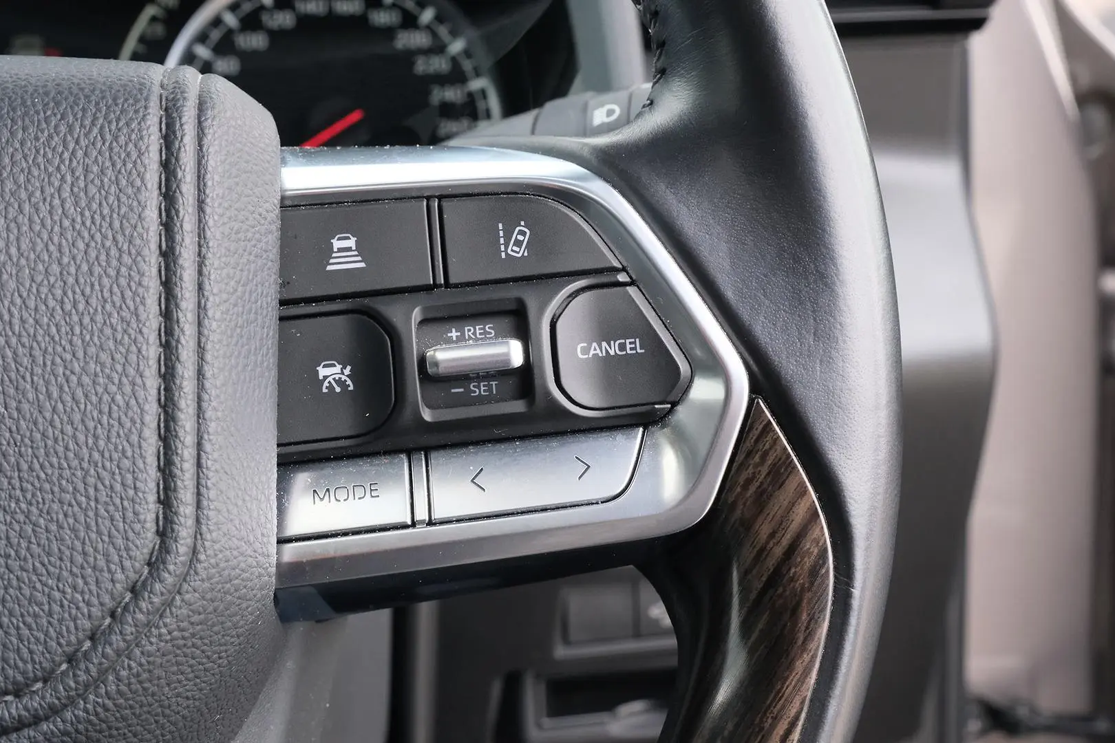 2023 Toyota Landcruiser Gallery Image 15