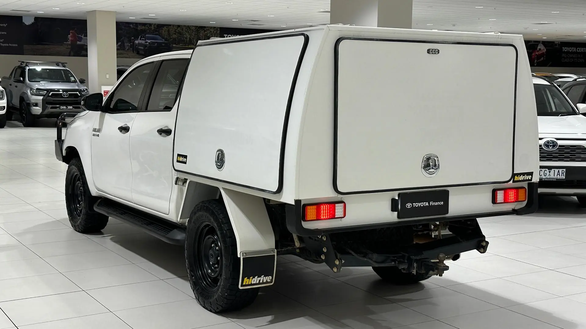 2021 Toyota Hilux Gallery Image 8
