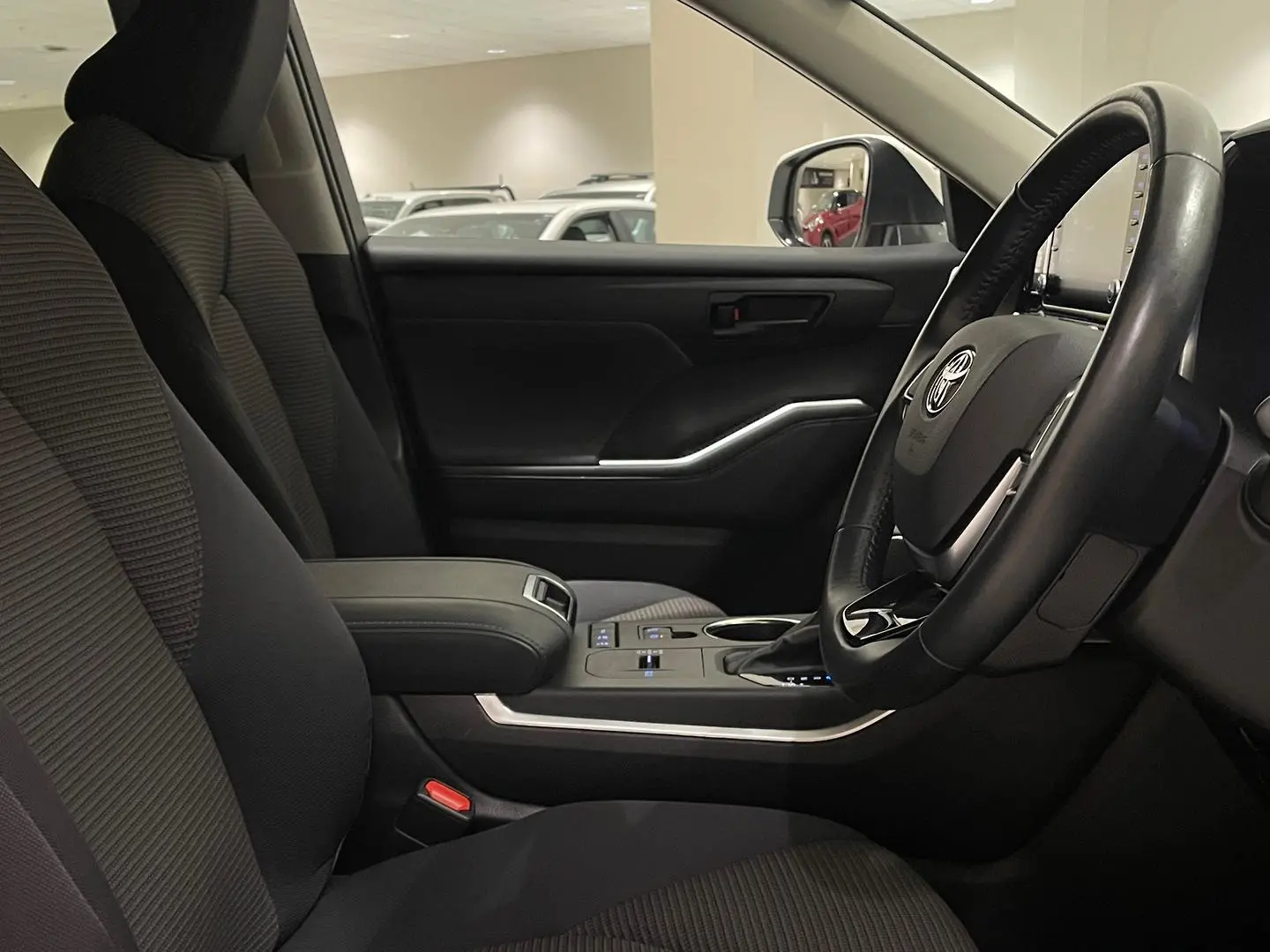 2024 Toyota Kluger Gallery Image 12