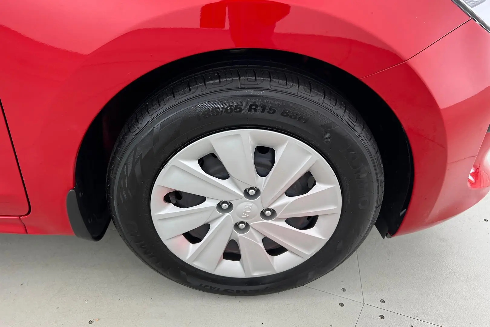 2019 Kia Rio Gallery Image 23
