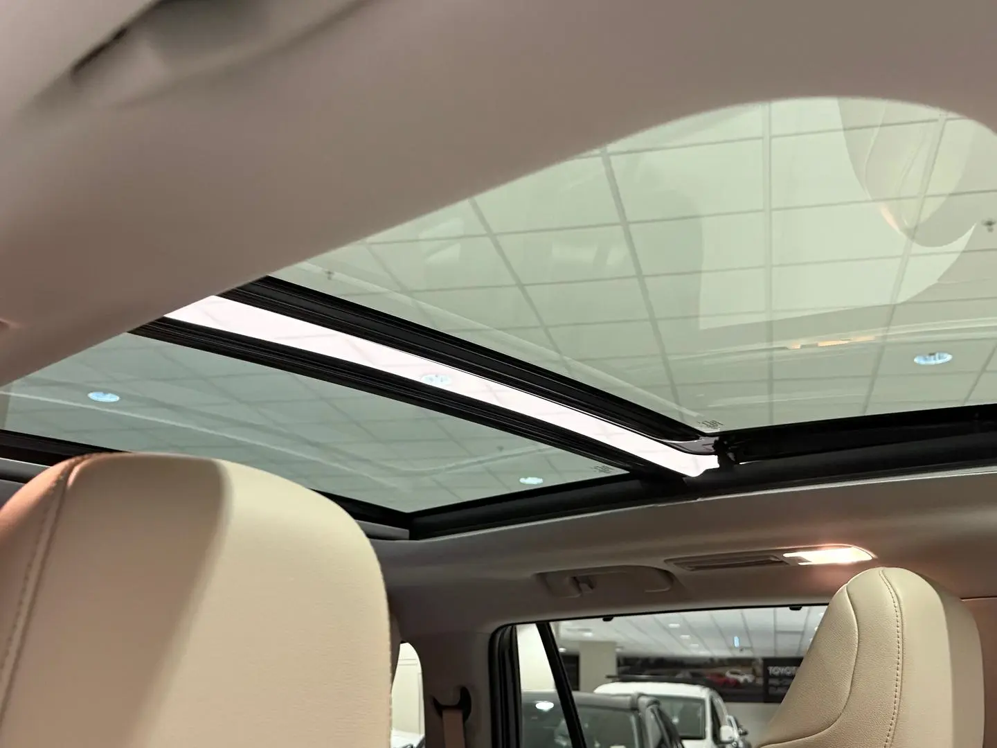 2024 Toyota Kluger Gallery Image 17