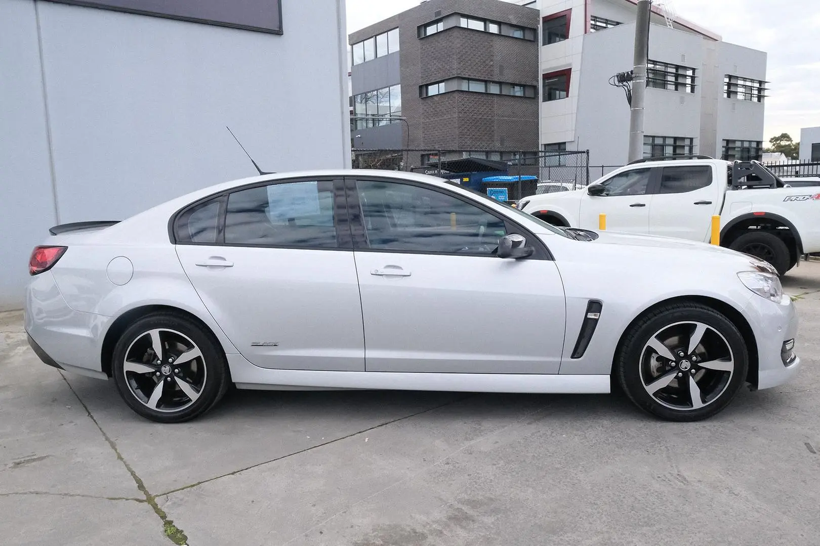 2016 Holden Commodore Gallery Image 5