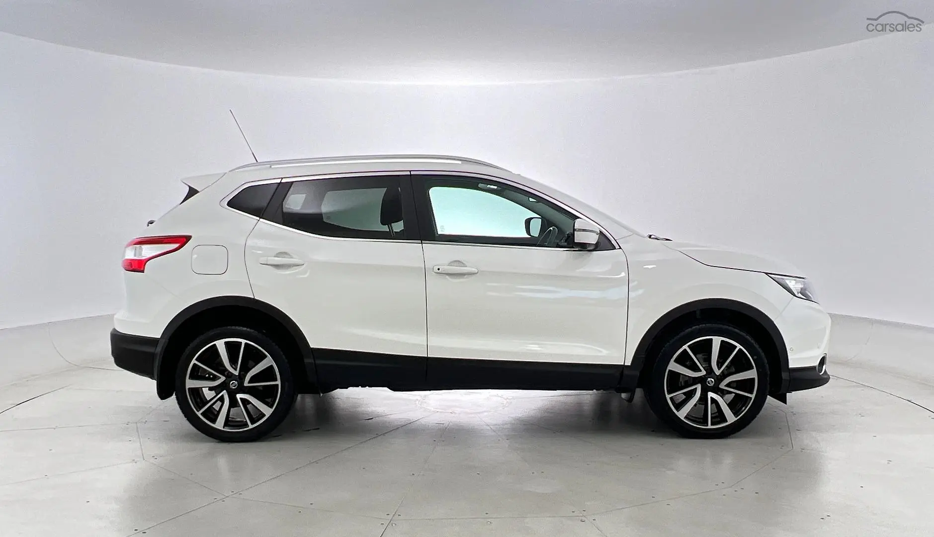 2016 Nissan QASHQAI Image 3