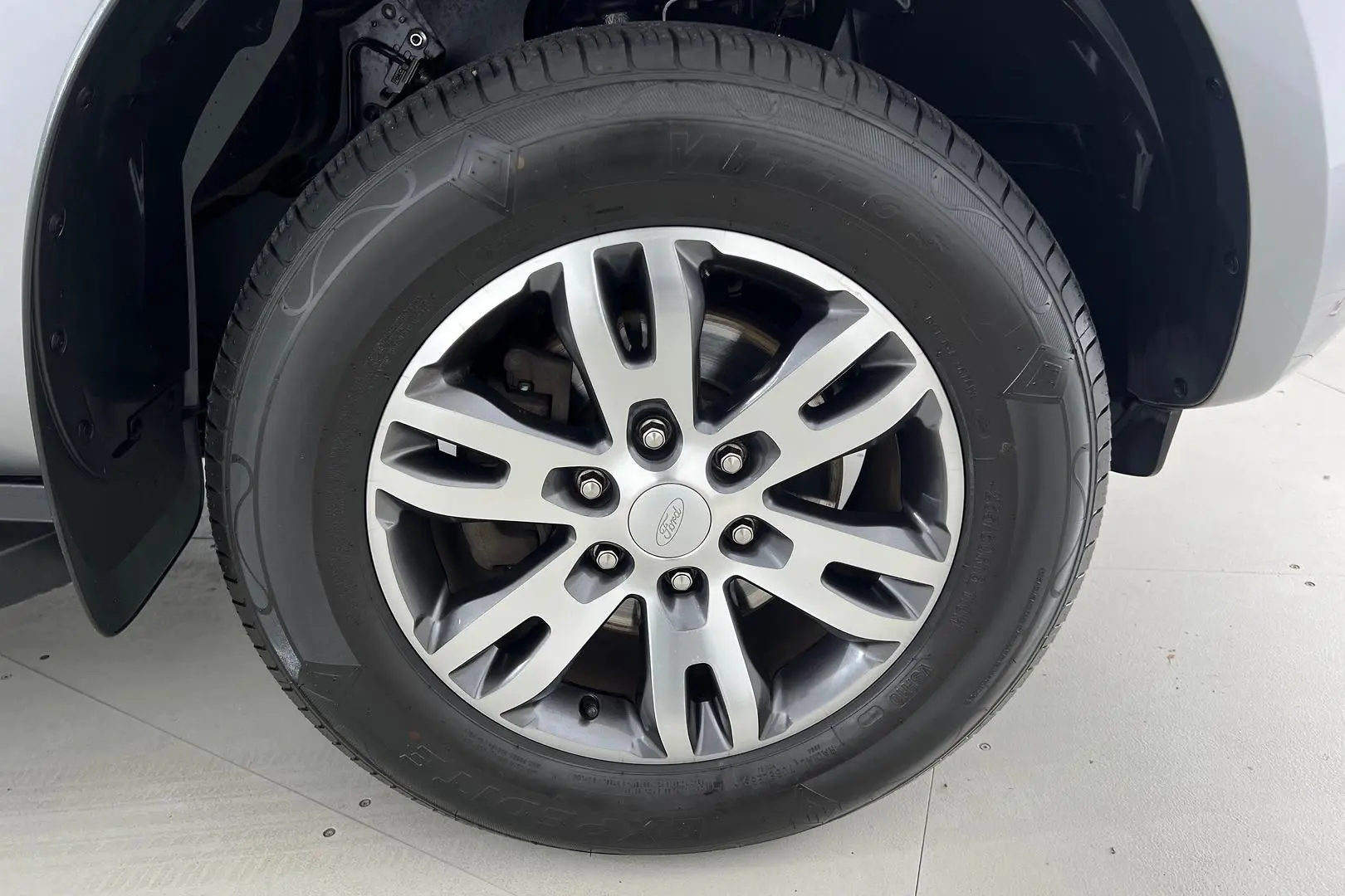 2021 Ford Everest Gallery Image 23