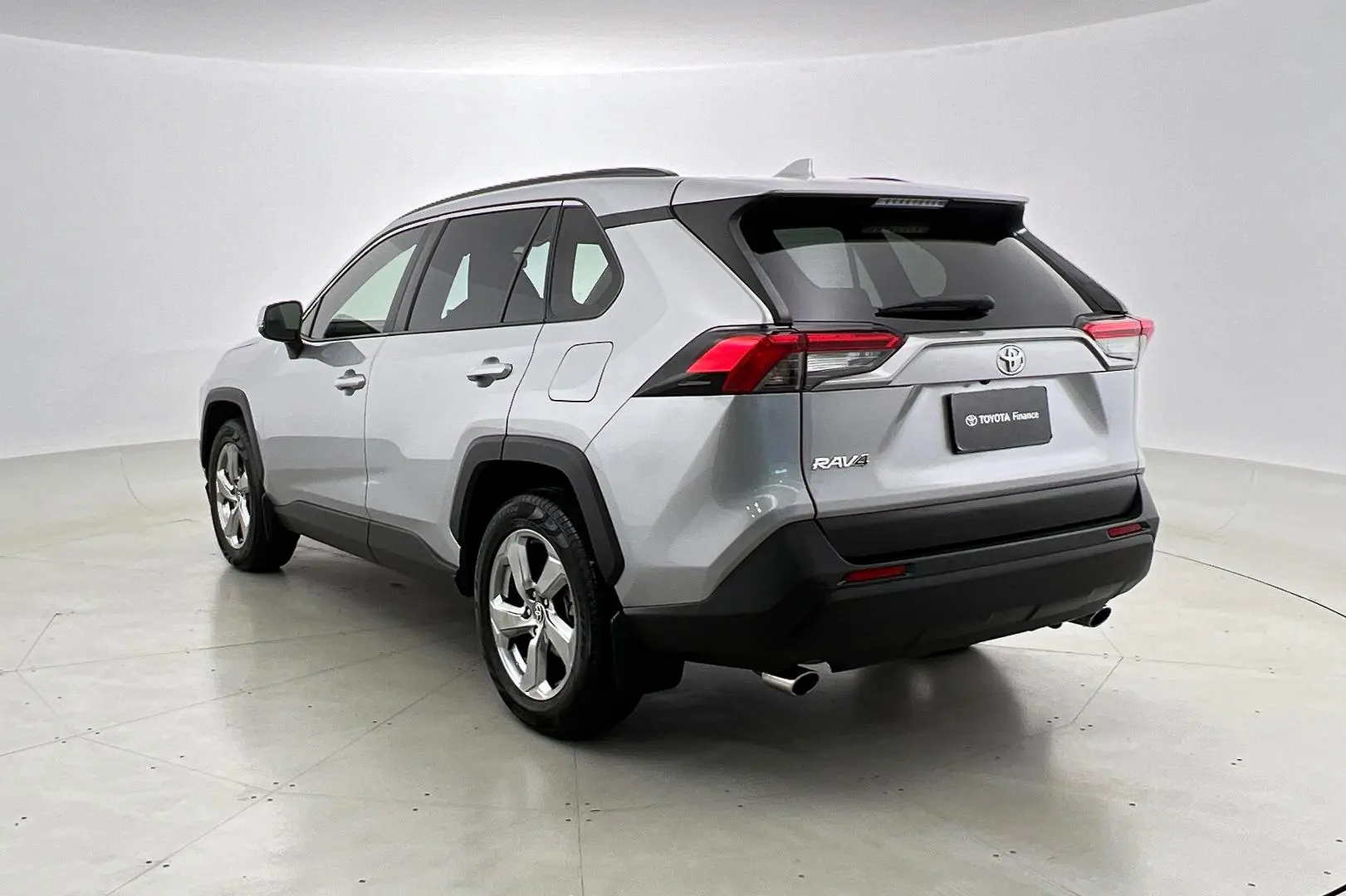 2019 Toyota Rav4 Gallery Image 2