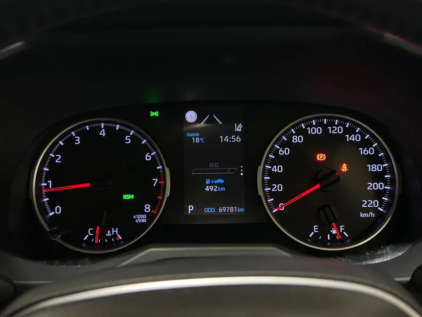 2022 Toyota RAV4 Gallery Image 18