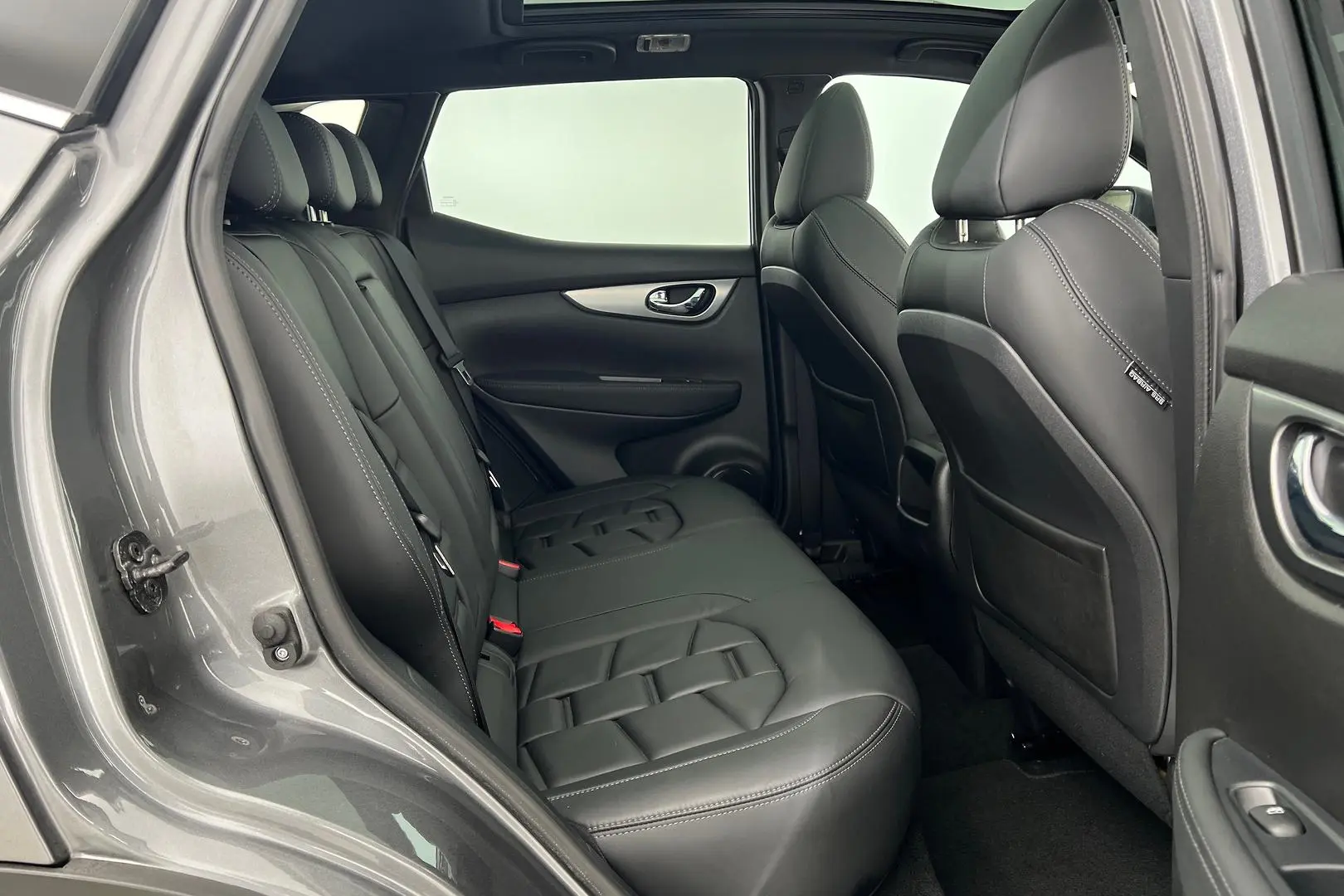 2019 Nissan QASHQAI Gallery Image 9