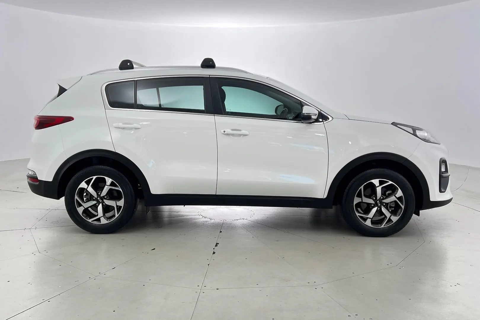 2019 Kia Sportage Gallery Image 3